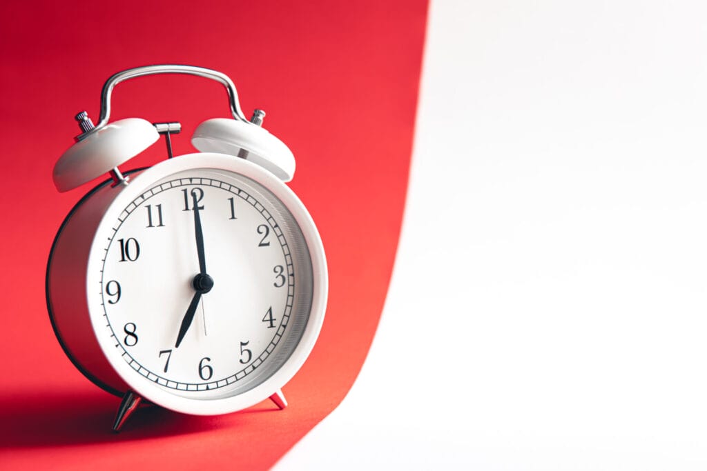 Best Time To Post On Social Media Uk: Your Complete Guide 2 Best Time To Post On Social Media Uk